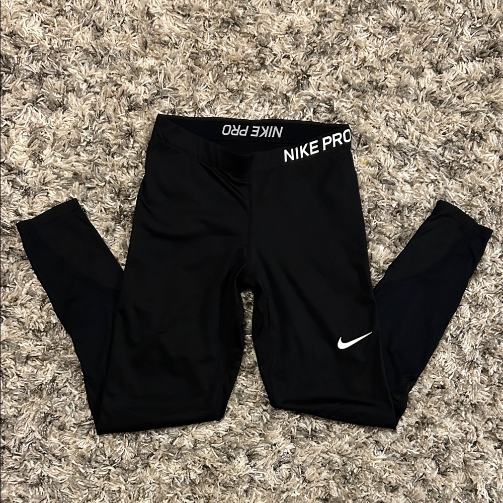 Nike Pro Women's Athletic Leggings Black size Large Logo Waist LIKE NEW